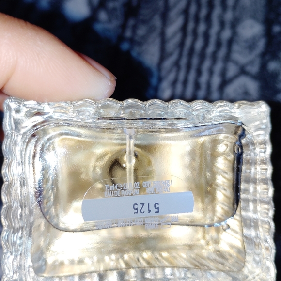 Chloe - Picture 5 of 6